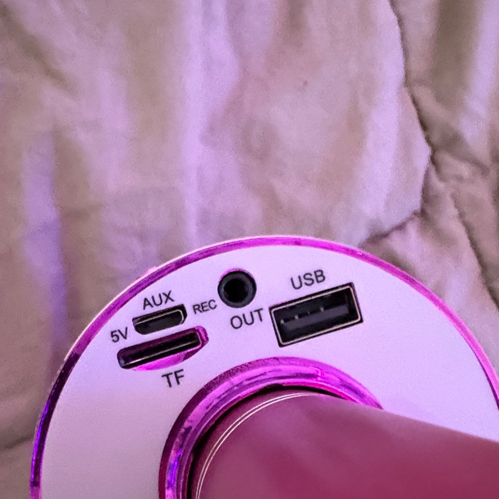 Compact Handheld Karaoke Microphone - Hot Pink - Picture 3 of 7